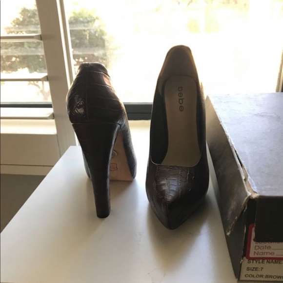 Bebe closed toe pointy heel - Picture 5 of 6